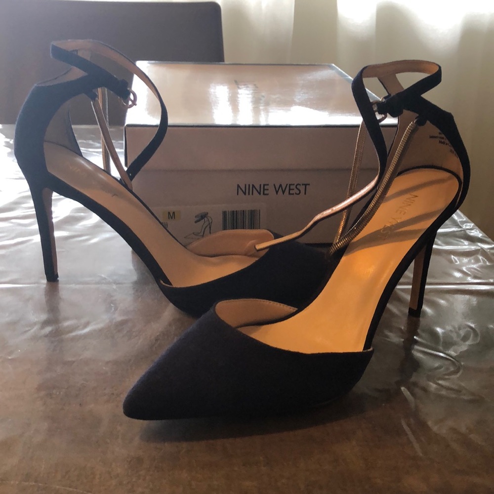 Nine West pumps